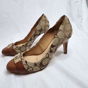 Coach whitney heels size 7b